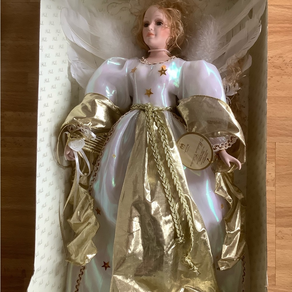 Porcelain Angel doll Madison Lee limited collection collectible doll 17 inch